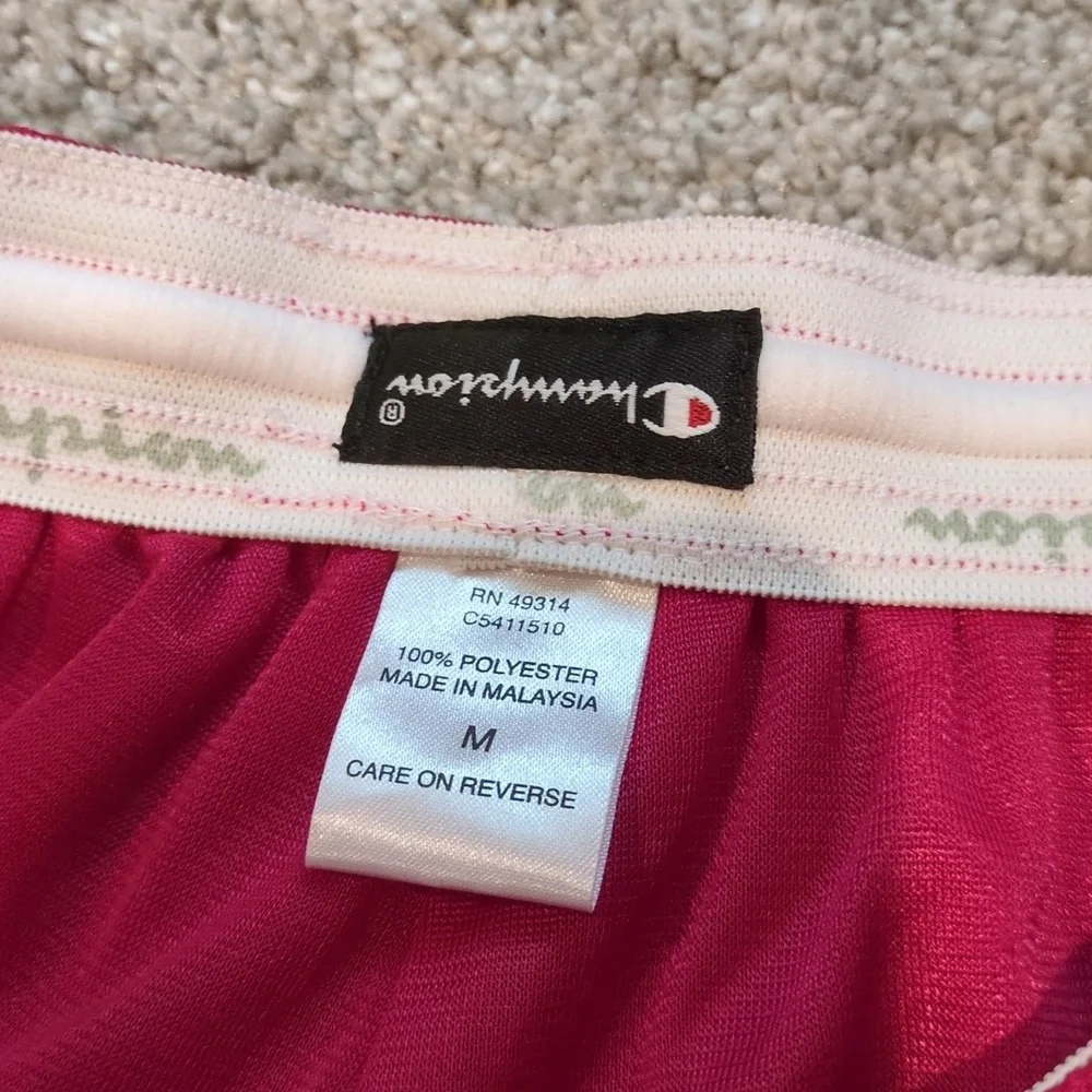 NWT Champion Red And White Mesh Shorts Size Medium - Picture 3 of 5